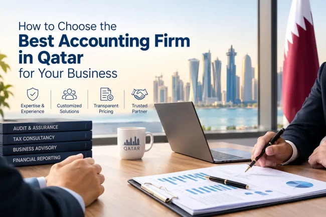 Choosing Qatar’s Best Accounting Firm (1) Professional accountants in Qatar reviewing financial reports for a Doha business